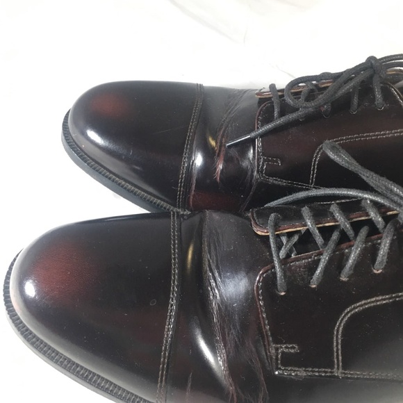 3/$30 Cole Haan Cap Toe Oxford Dark Burgundy shoes - Picture 4 of 8